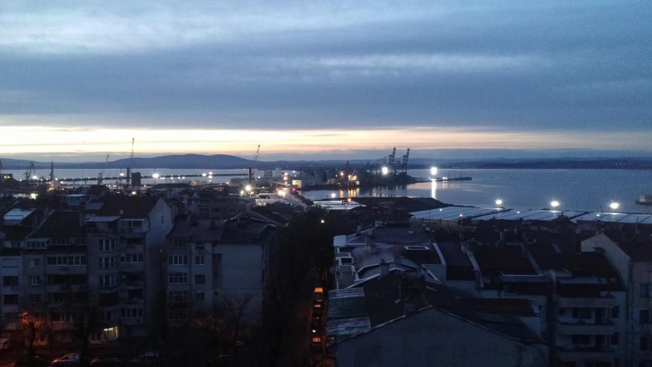 Апартамент За Гости Во1 Burgas Luaran gambar